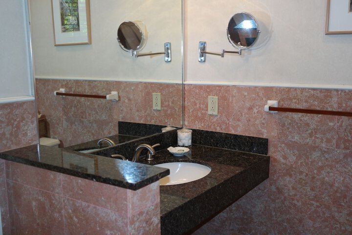 Heron House - Adult Only