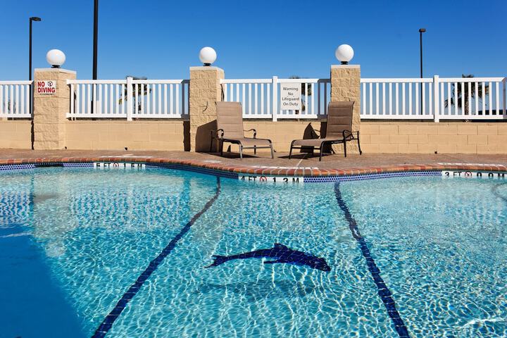 Holiday Inn Express Hotel & Suites Corpus Christi-Portland by IHG