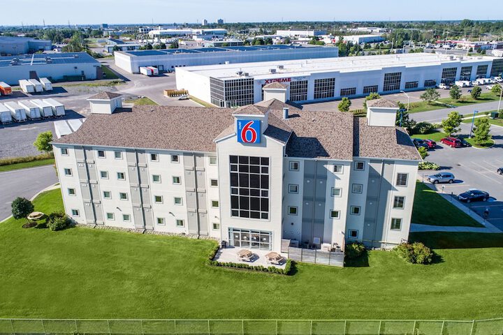 Hotel 10 of 75