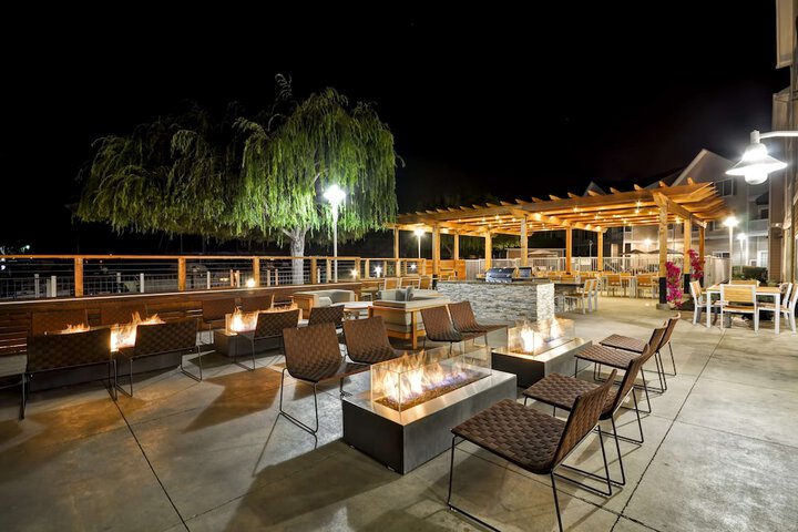 Homewood Suites by Hilton Oakland-Waterfront
