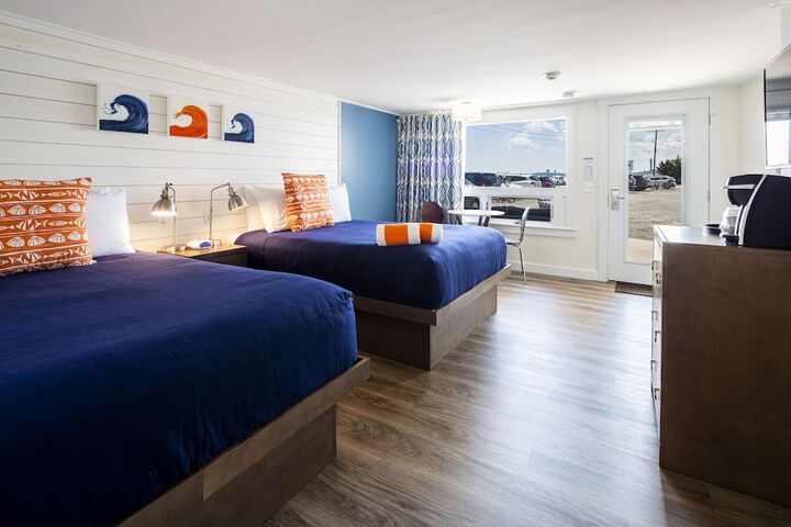 Room 19 of 34