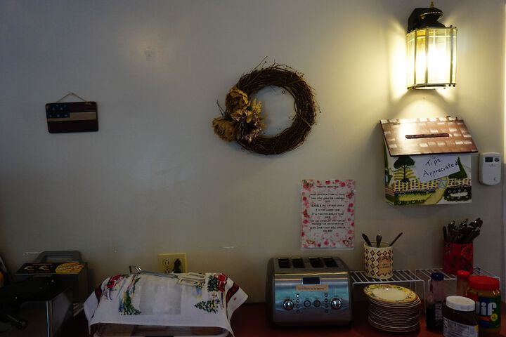 Breakfast/Coffee Service 36 of 48