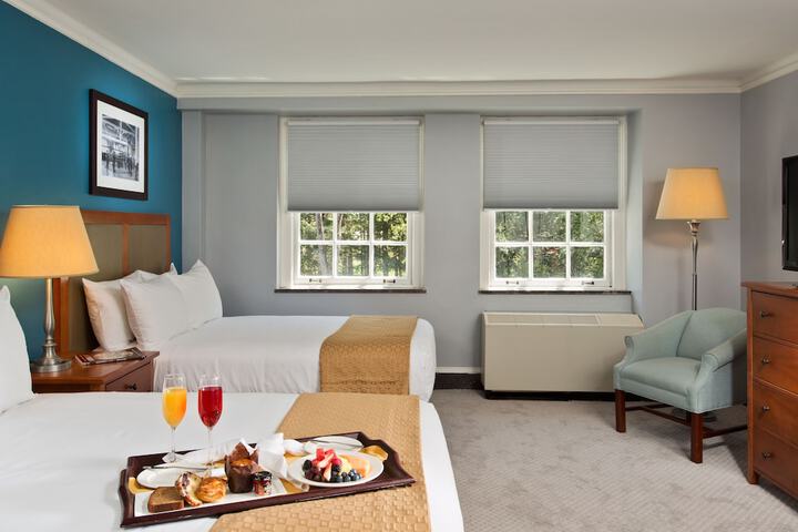 Room 34 of 53