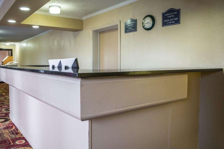 Rodeway Inn & Suites Plymouth Hwy 64