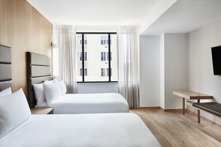 Room 28 of 51