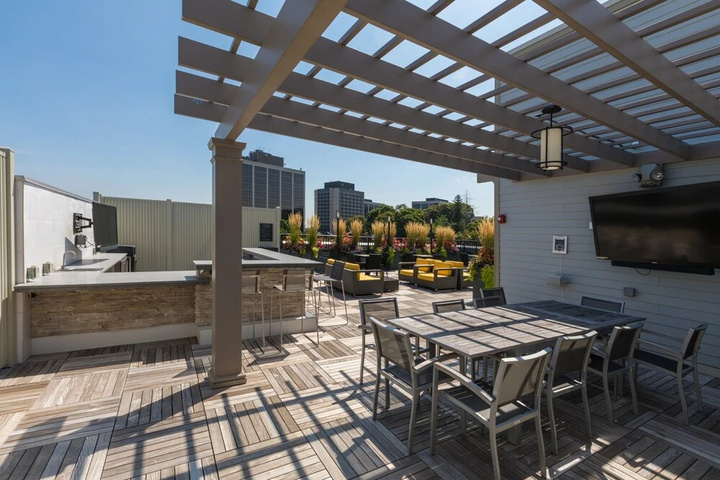 Global Luxury Suites in Downtown Morristown