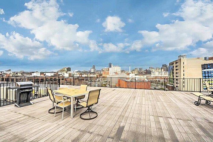 Terrace/Patio 26 of 27