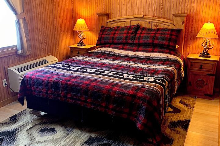 Benzonia Rustic Resort