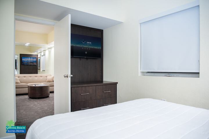 Room 27 of 47