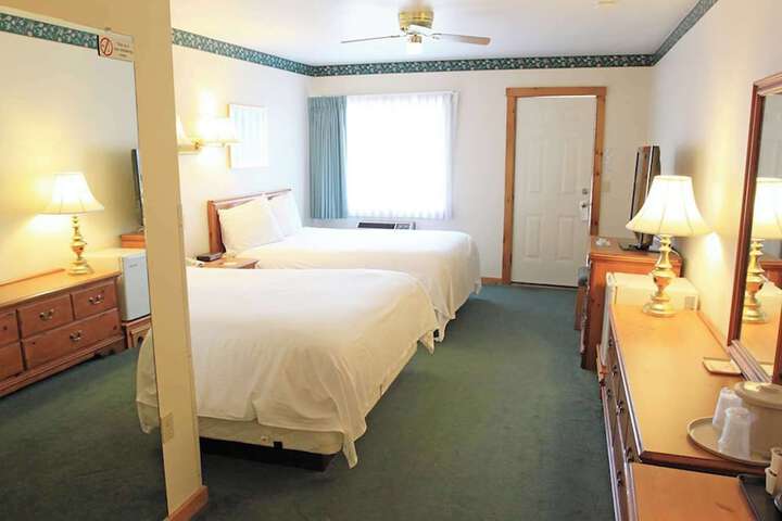 Room 105 of 142