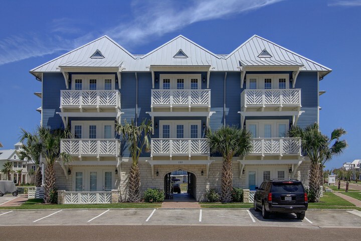 Hotel 2 of 18