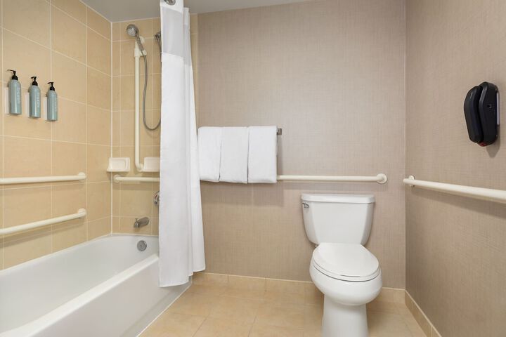 Residence Inn by Marriott Madison West / Middleton