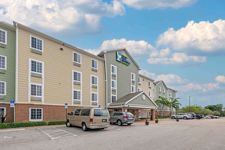 Hotel 2 of 31