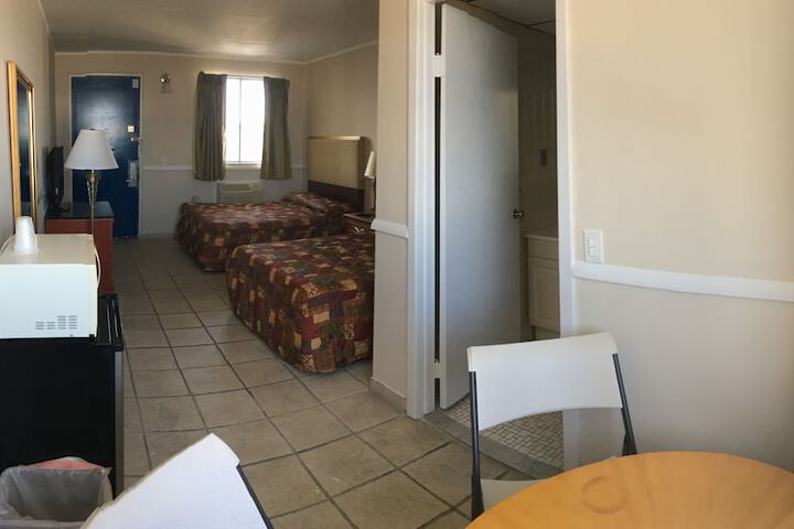 Room 17 of 44