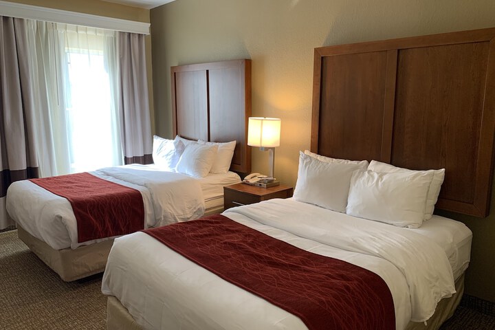 Room 43 of 71