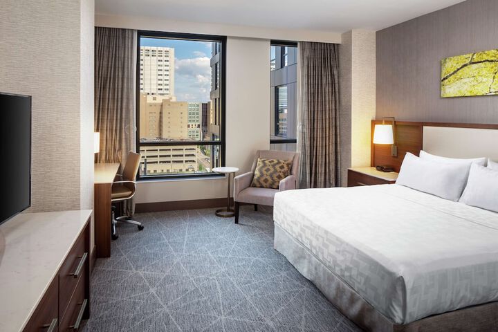 Hilton Rochester Mayo Clinic Area