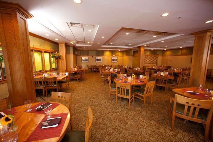 Dining 99 of 111