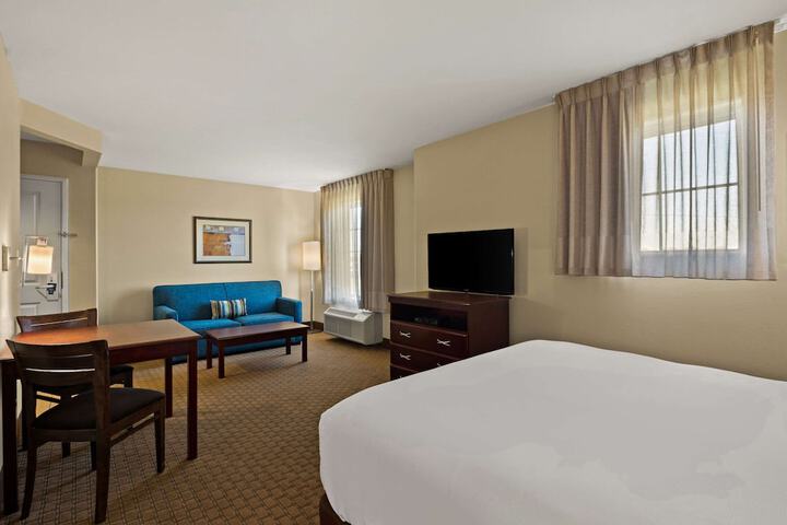 Room 18 of 35