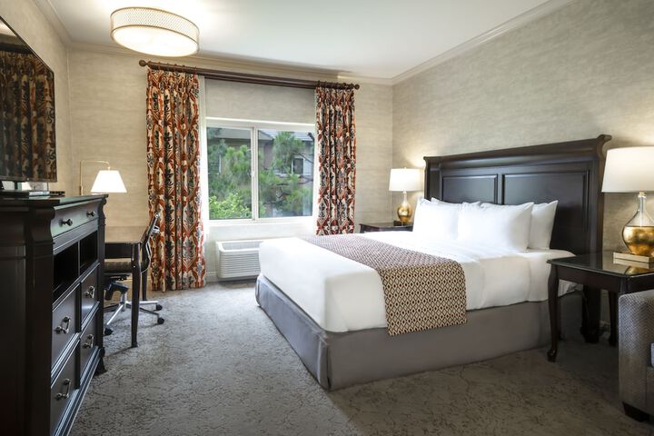Ayres Hotel Costa Mesa / Newport Beach