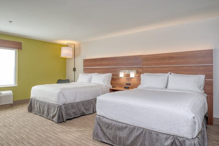 Room 12 of 49