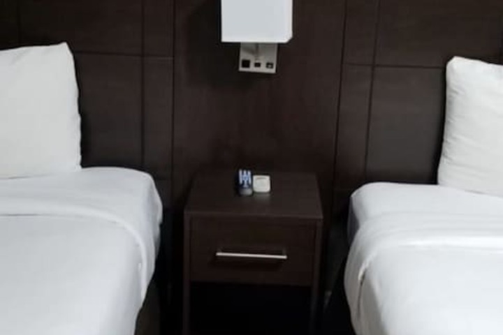 Room 36 of 39
