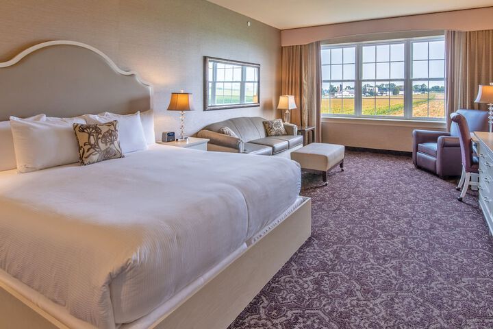AmishView Inn and Suites