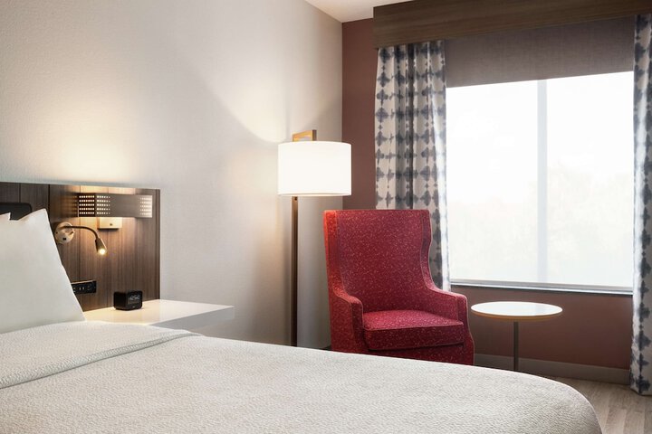 Room 15 of 37