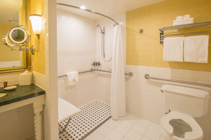 Room 14 of 27