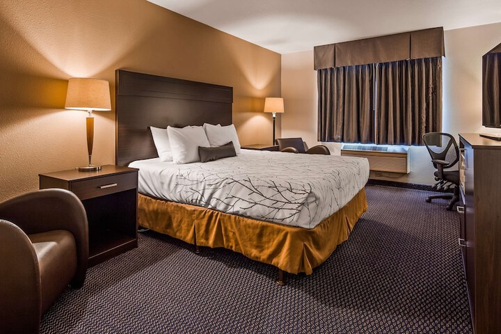 Room 16 of 49