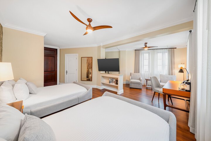 Room 30 of 47