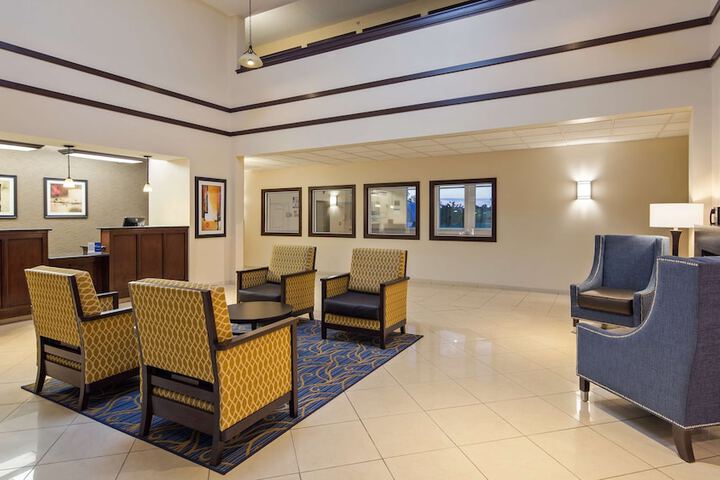 Hotel Interior 5 of 28