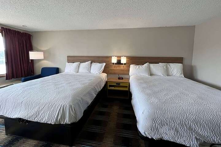 Room 4 of 23