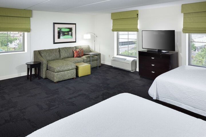 Room 21 of 47