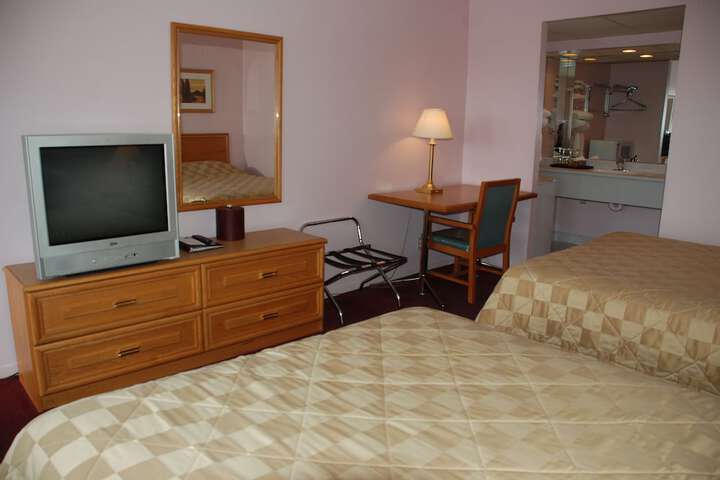 Room 21 of 39