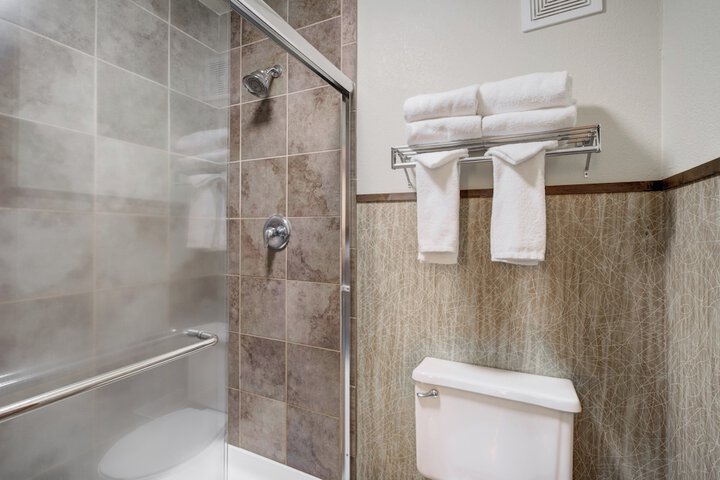 Holiday Inn West Yellowstone by IHG.