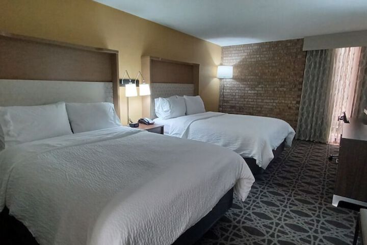 Room 27 of 31