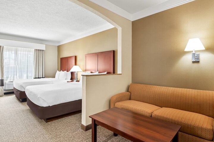 Comfort Suites Linn County