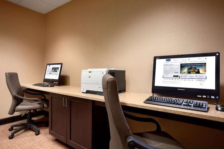 Business Center 21 of 21