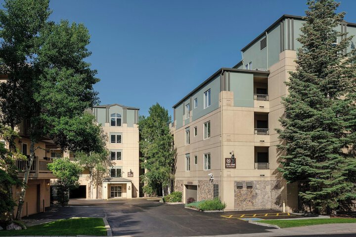 Sheraton Lakeside Terrace Villas at Mountain Vista Avon, Vail Valley