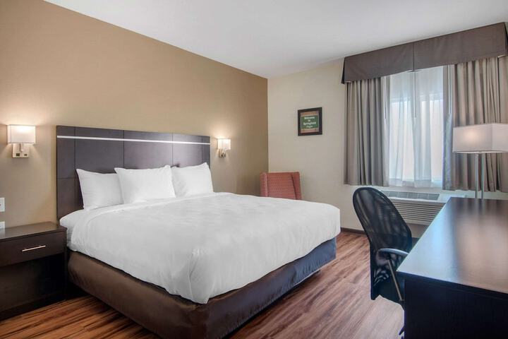 Room 20 of 39