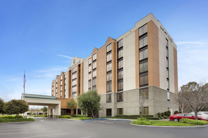 Hotel 3 of 21