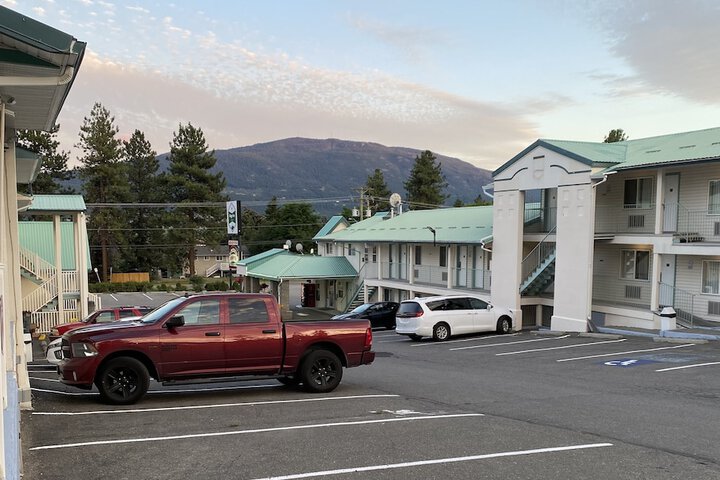 Hotel 2 of 24