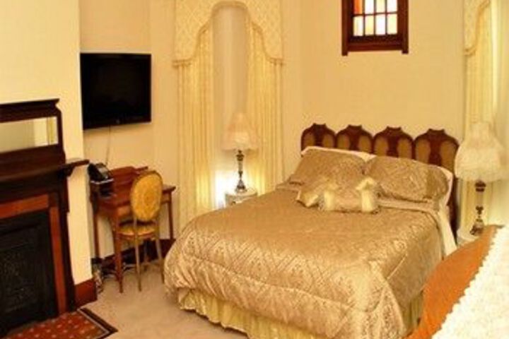 Herrold on Hill Bed and Breakfast