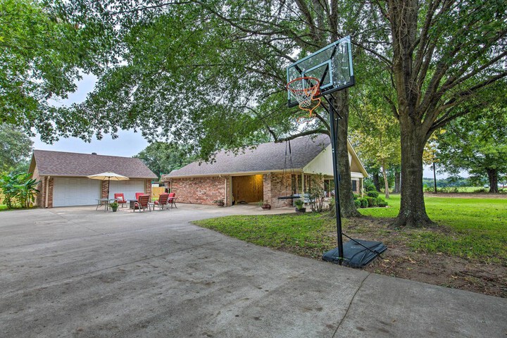 Cozy Family Home w / Fire Pit 4 Mi to Lake Fork