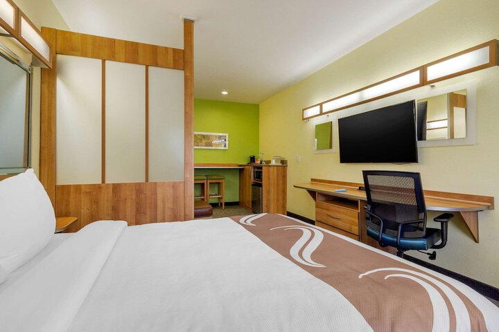 Room 31 of 51