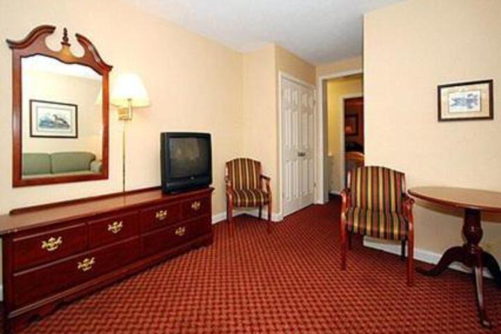 Ambassador Inn