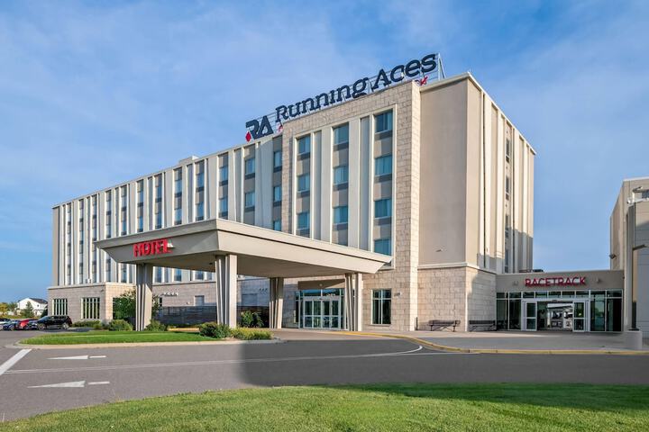 Running Aces Hotel & Casino Trademark Collection by Wyndham