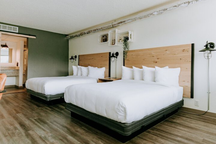 SCP WildFree Colorado Springs Trademark by Wyndham