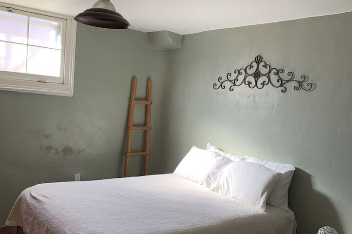 Room 47 of 51