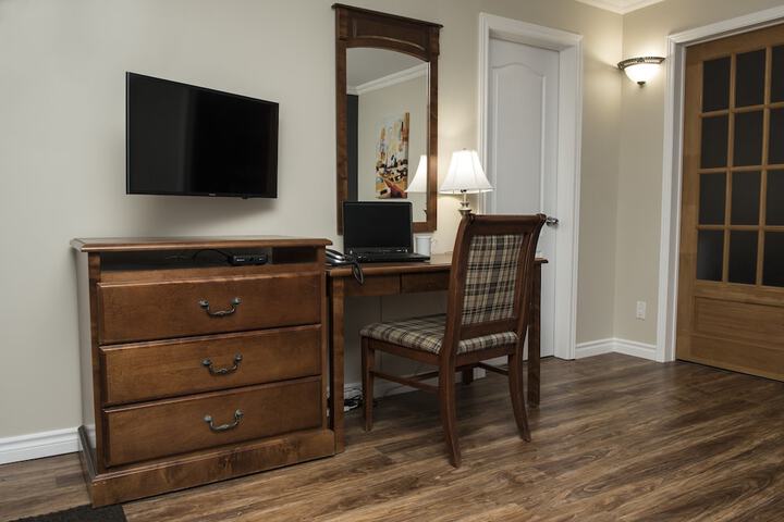 Room 18 of 49